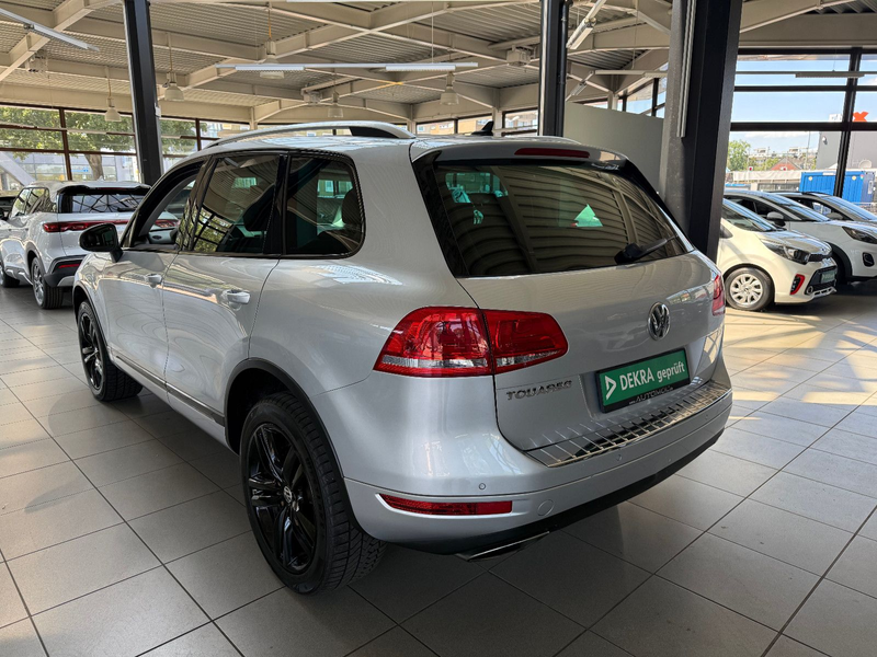 Volkswagen Touareg R Line V6 TDI BMT*Automatik*Panorama* — photo 2