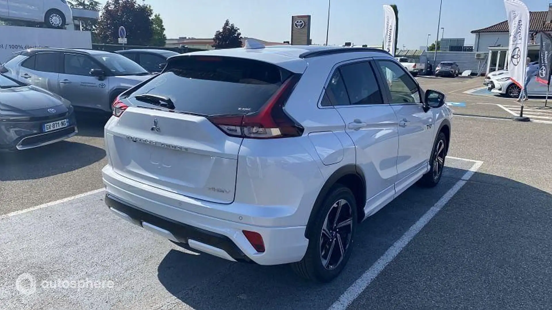 Mitsubishi Eclipse Cross 2.4 MIVEC PHEV 188ch Instyle 4WD 2023 - 2