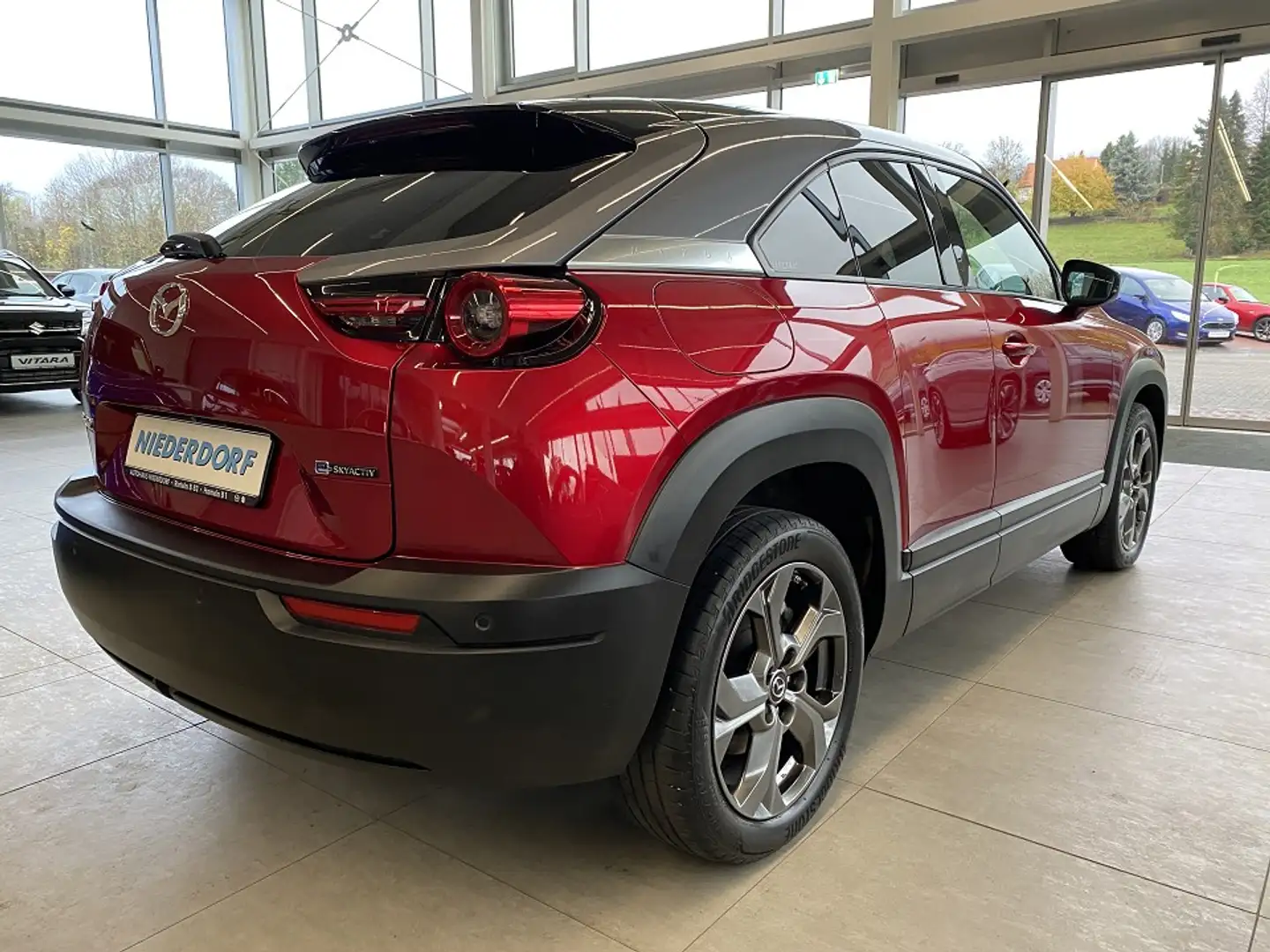 Mazda MX-30 EV Advantage 35,5 kWh LEDER MATRIX NAVI KAM Rot - 2