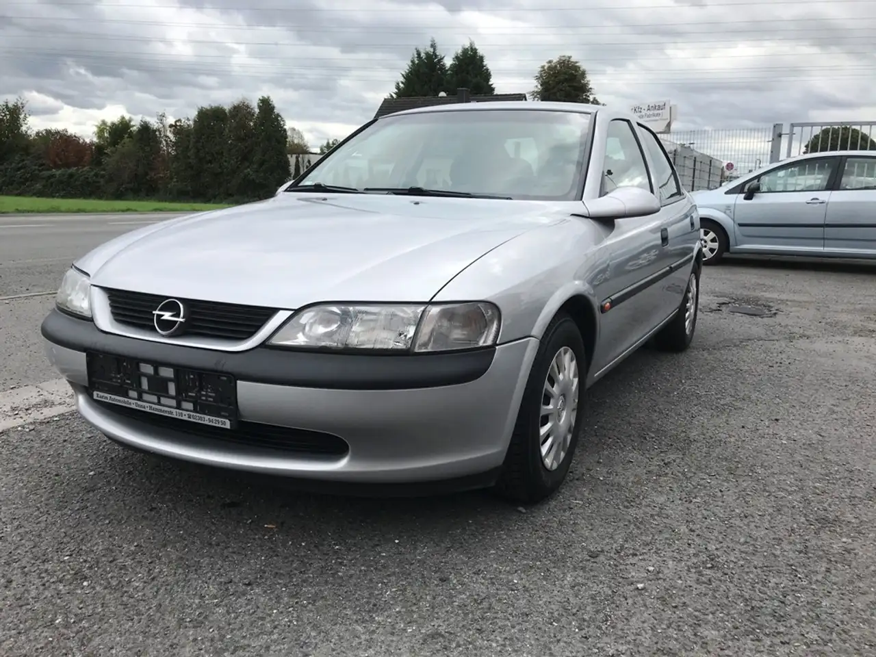 Opel Vectra B 1.8/Automatik/ZR Neu/SH/Klima/Tüv 10/2027, foto 4