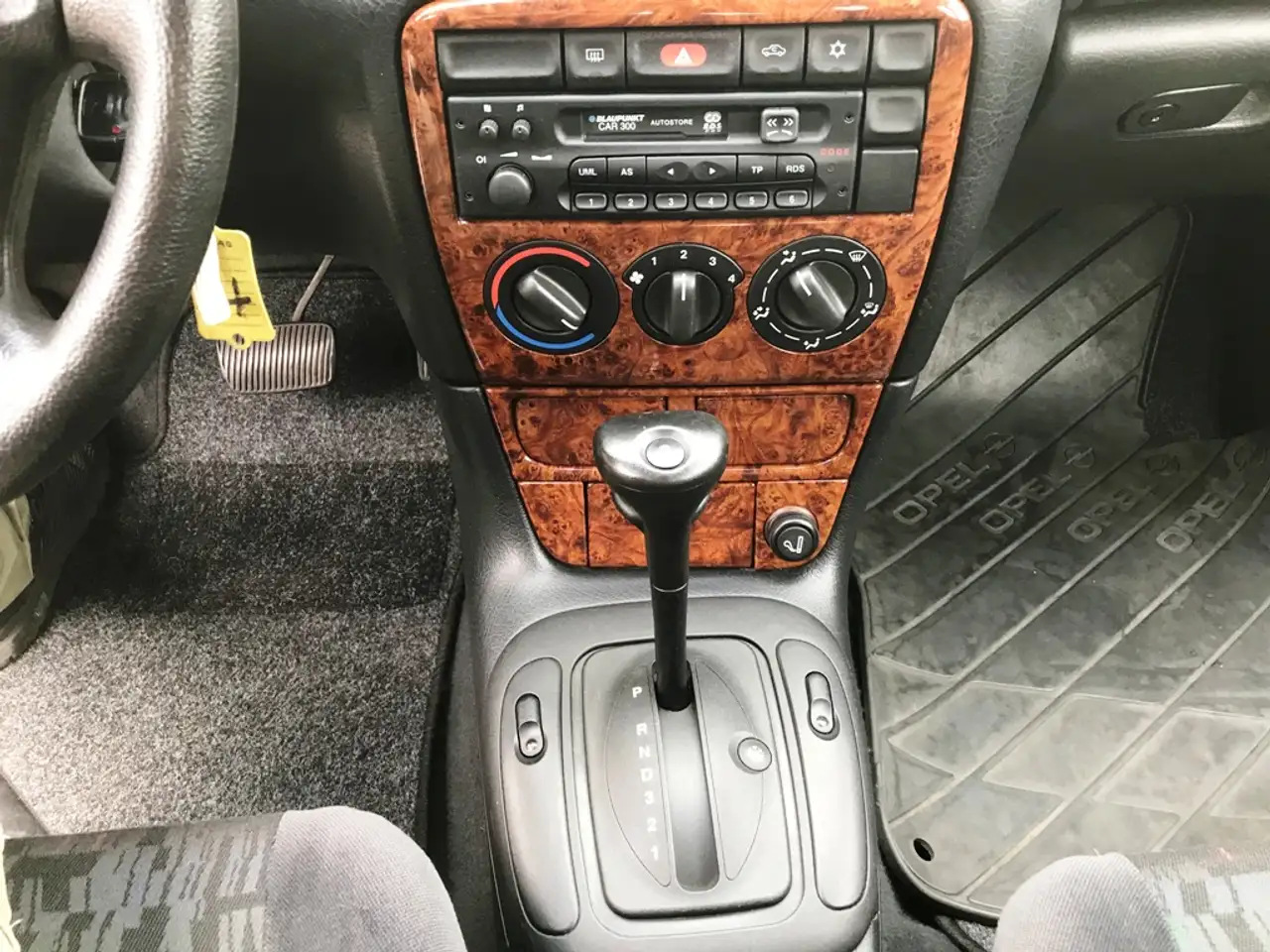 Opel Vectra B 1.8/Automatik/ZR Neu/SH/Klima/Tüv 10/2027, foto 11