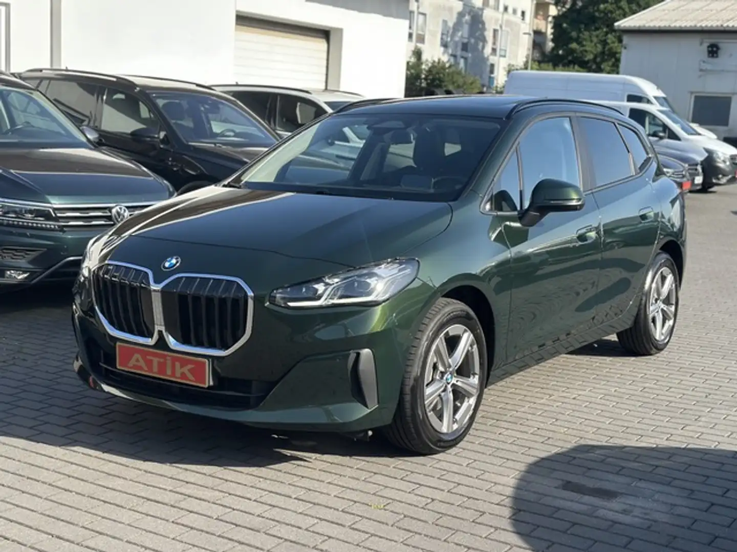 BMW 218 Active Tourer PANO ACC HARMAN & KARDON R.CAM Verde - 1