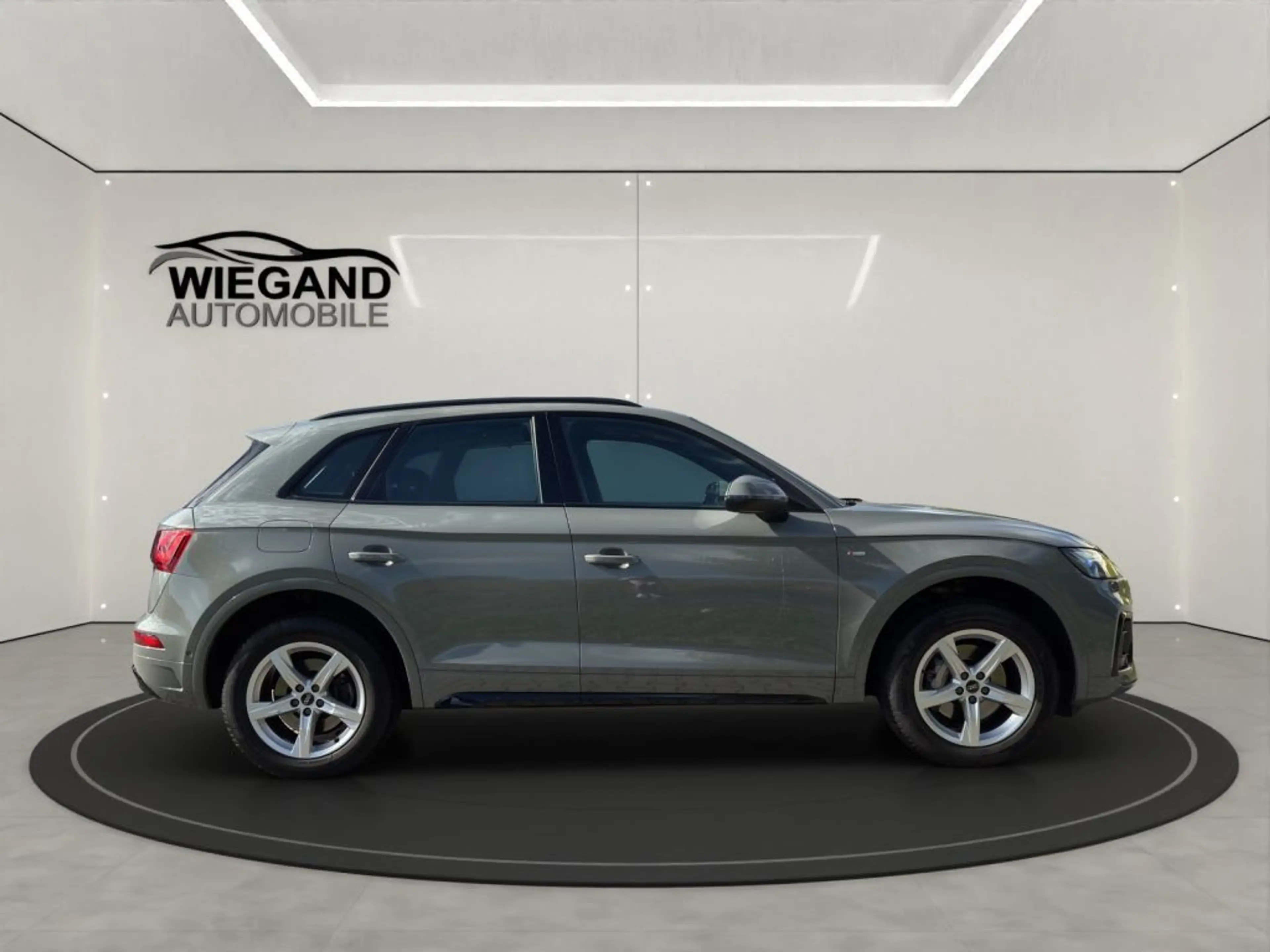 Audi Q5 40 TDI quattro S tronic S line+StHZ+PANO+AHK+ — photo 6