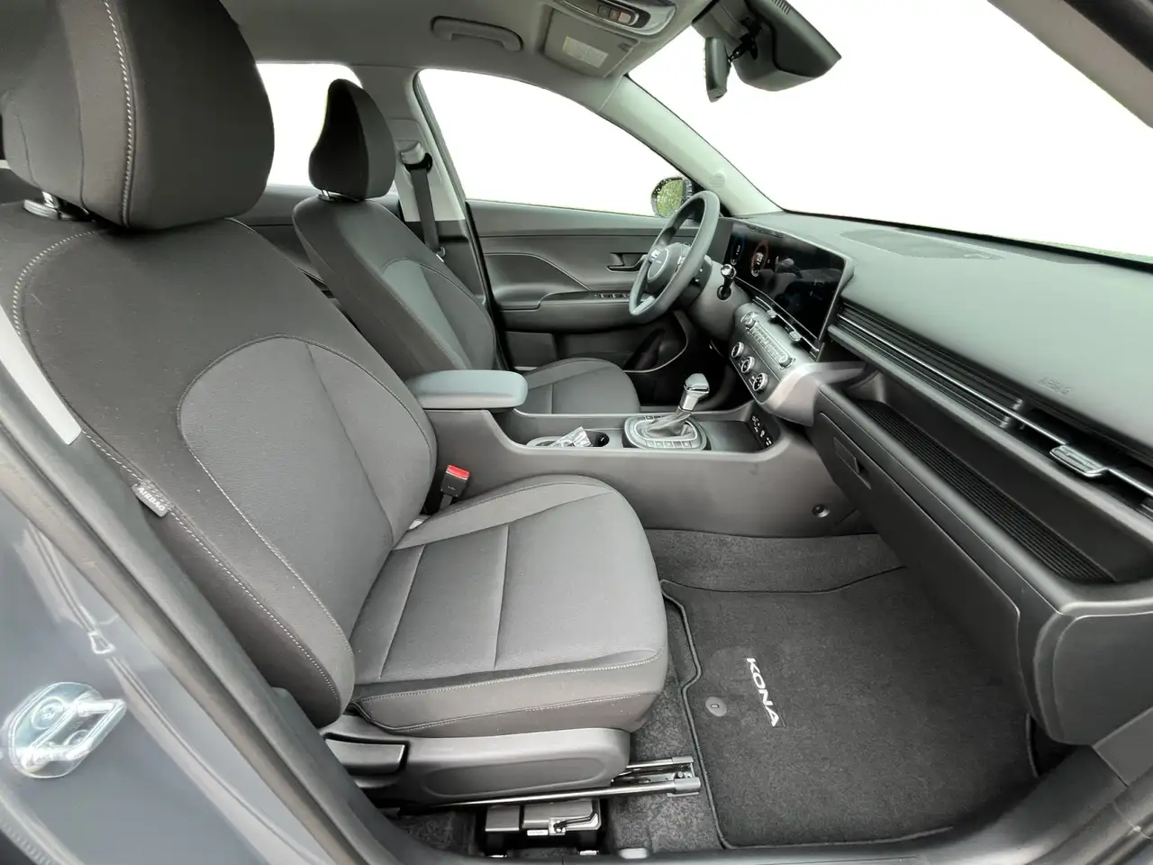 Hyundai KONA снимка Hyundai KONA
