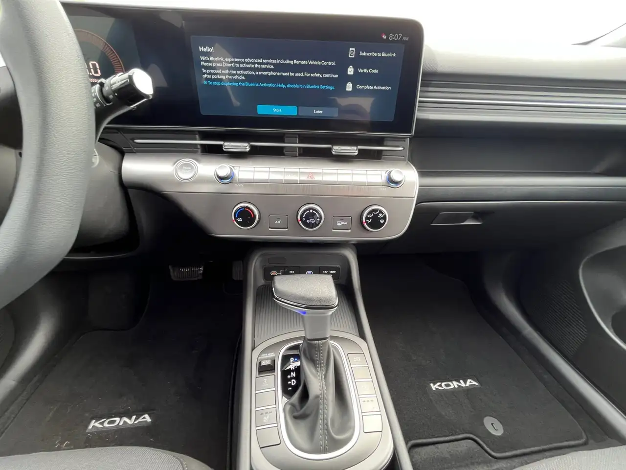 Hyundai KONA снимка Hyundai KONA