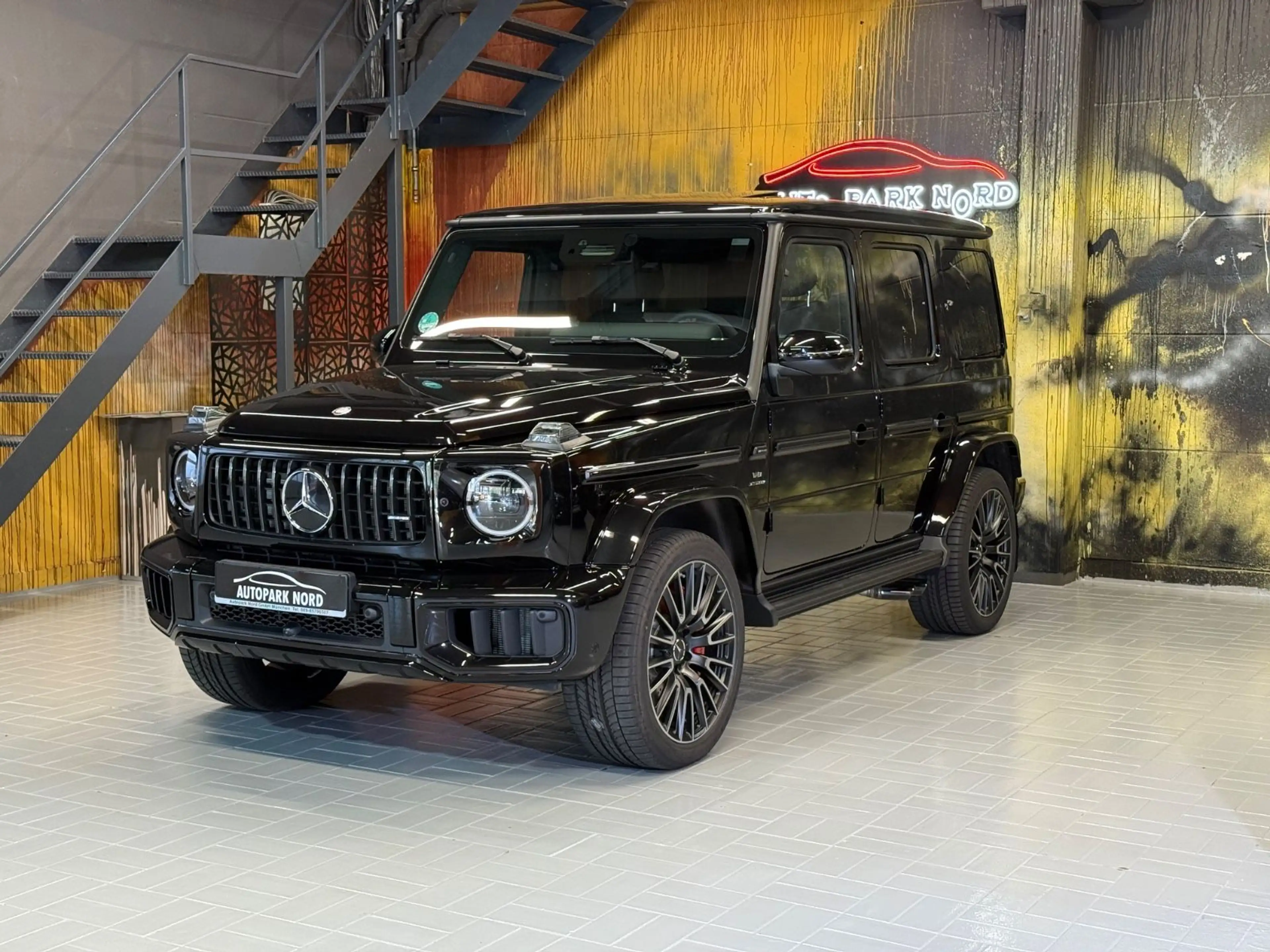 Mercedes-Benz G 63 AMG G 63AMG SUPERIOR LINE~PERFORMANCE PAKET~A22~ — photo 4