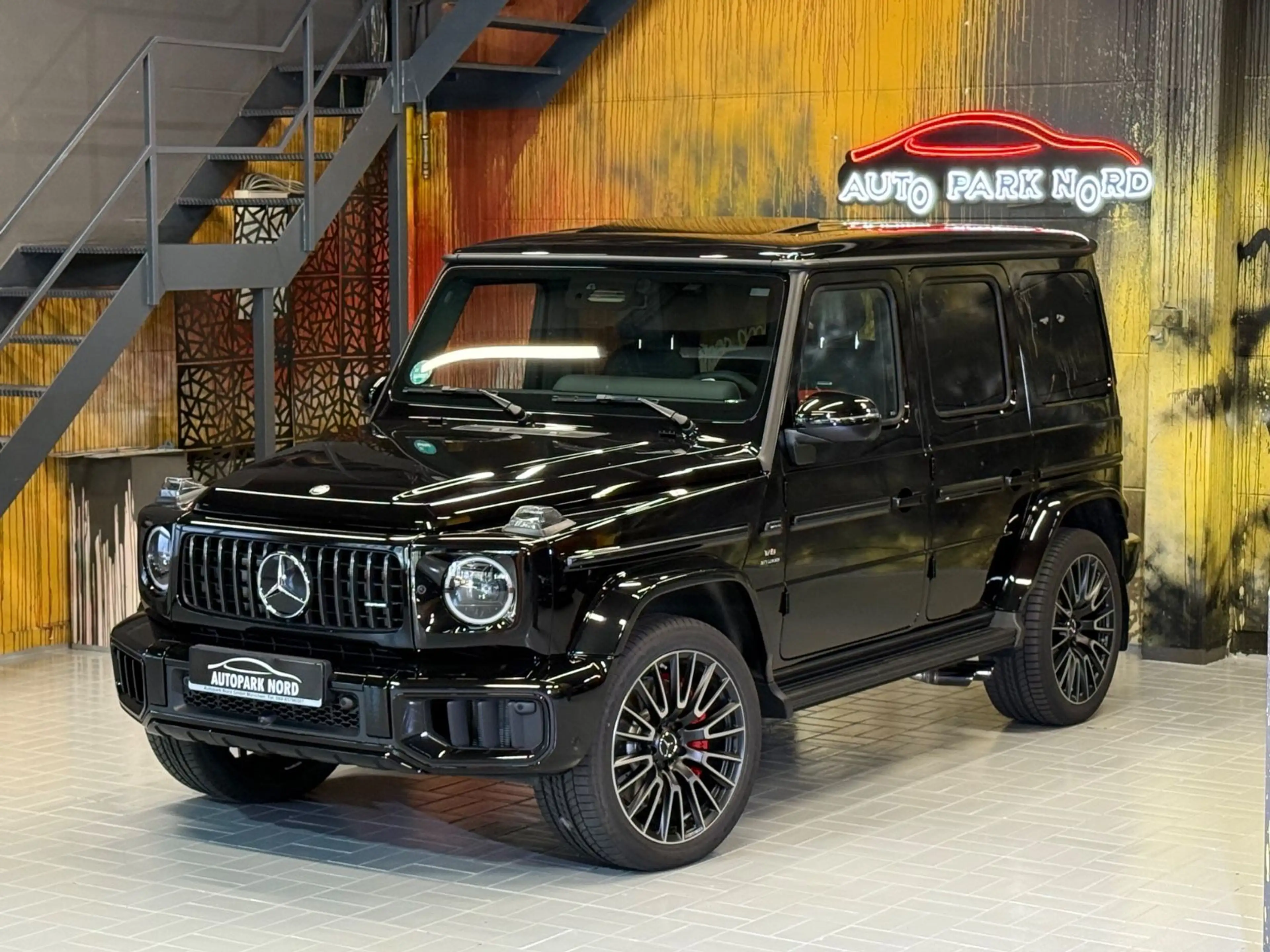 Mercedes-Benz G 63 AMG G 63AMG SUPERIOR LINE~PERFORMANCE PAKET~A22~ — photo 2