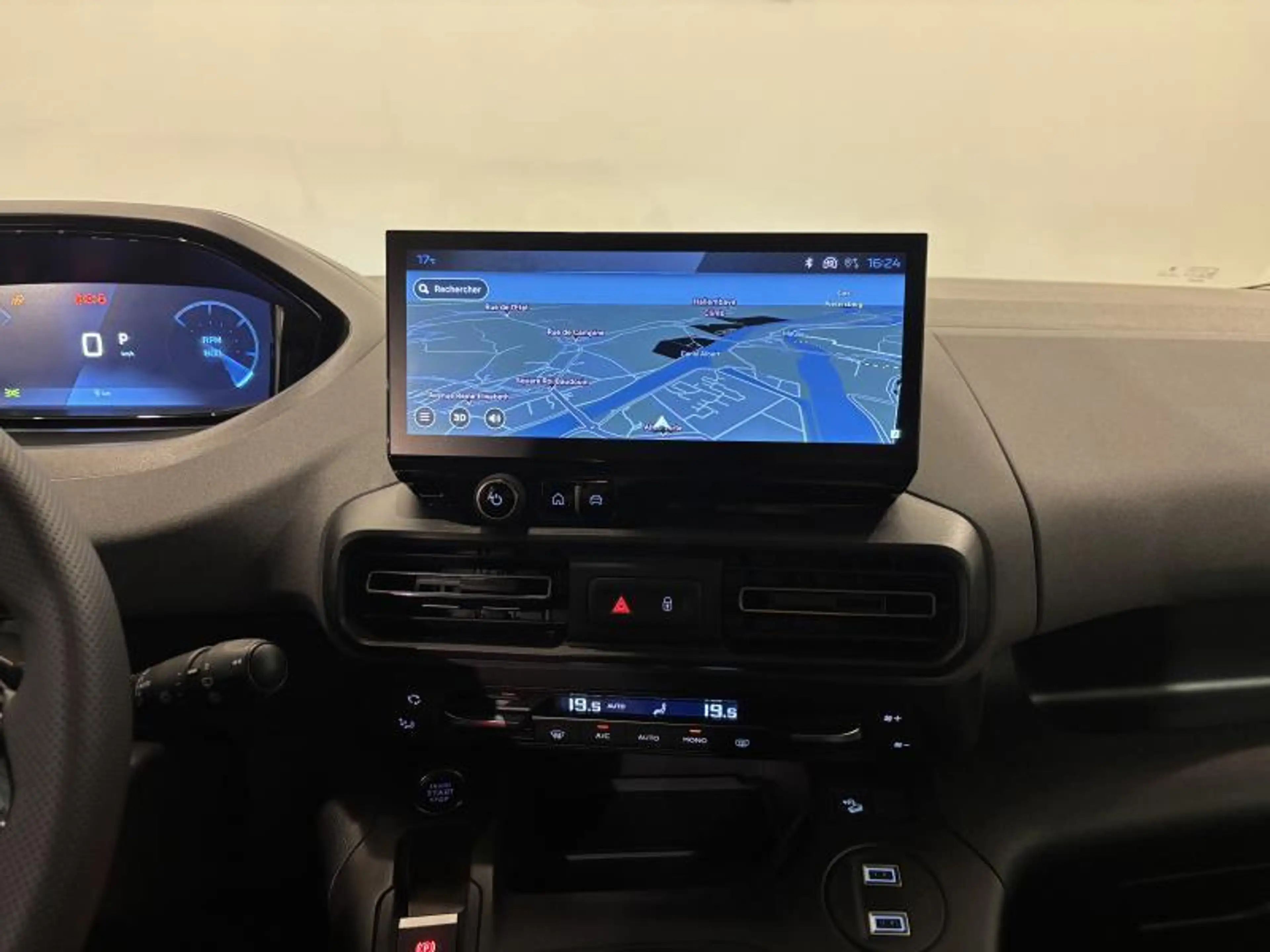 Peugeot Rifter GT Line — photo 12