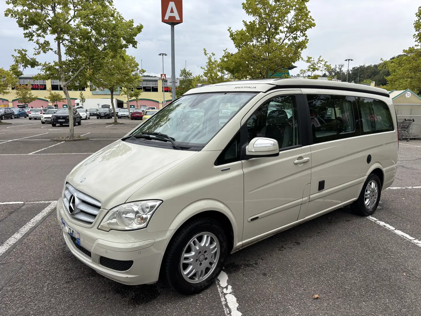 Mercedes-Benz Viano Marco-Polo  2.2 Beige - 2