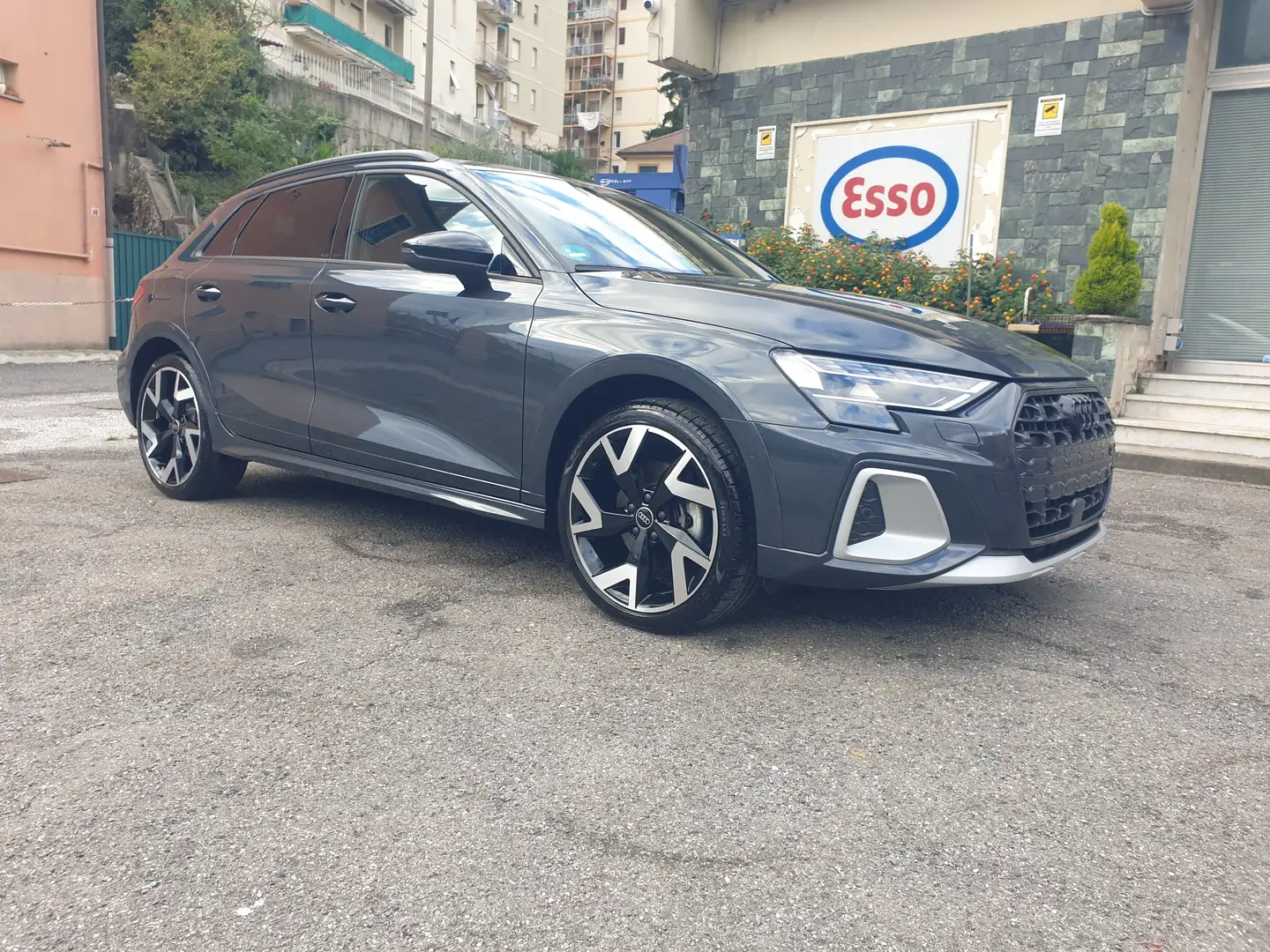 Audi A3 A3 allstreet 2.0 tdi Slinea 150cv s-tronic Grigio - 1