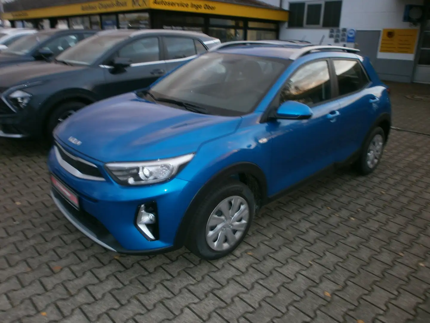 Kia Stonic 1.2 SOFORT, App-Connect*Freisprecheinr*Klima,Tempo Blau - 1