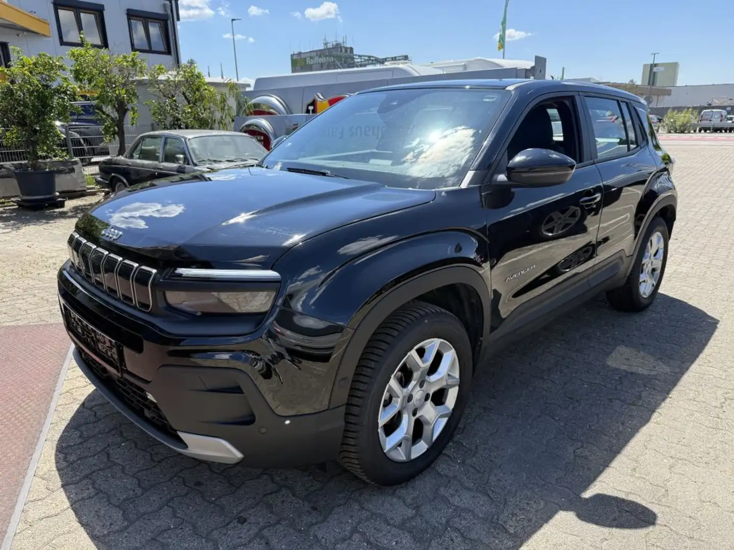 Jeep Avenger 1.2 GSE T3 Turbo-Benzin GDI Altitude Noir - 1