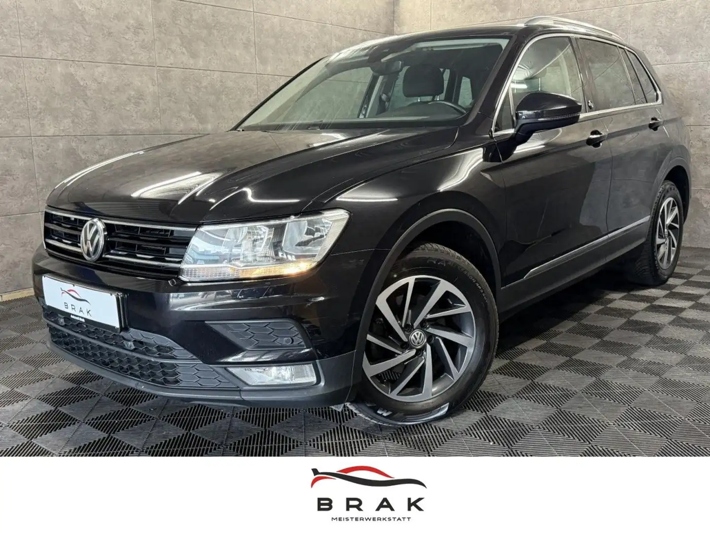 Volkswagen Tiguan 2.0 TDI Sound DSG*Navi*ACC*SHZ*AHK* Noir - 1