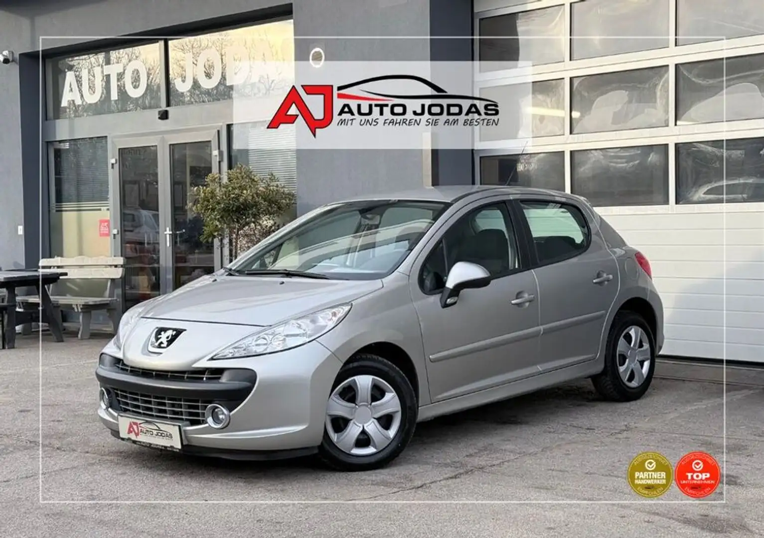 Peugeot 207 Active 1.4 16V 5-türig **Klimaanlage** Grau - 1