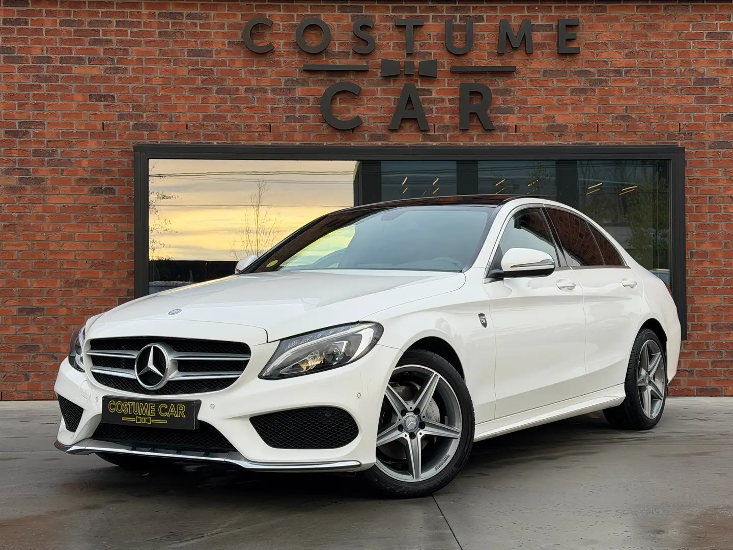 Mercedes-Benz C 220 AMG - Toit ouvrant - Caméra de recul - Capteurs Blanc - 1