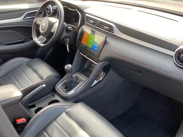 MG ZS view 15