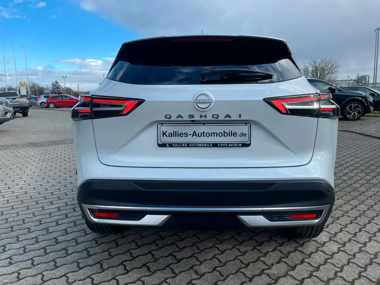 Nissan Qashqai 1.3 DIG-T MHEV AT N-Connecta WINTERPAKET 5