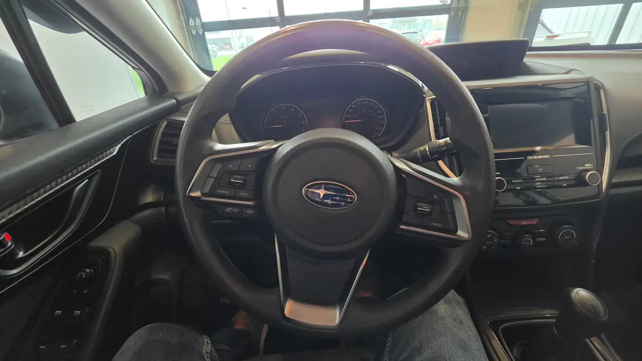 Subaru Impreza снимка Subaru Impreza