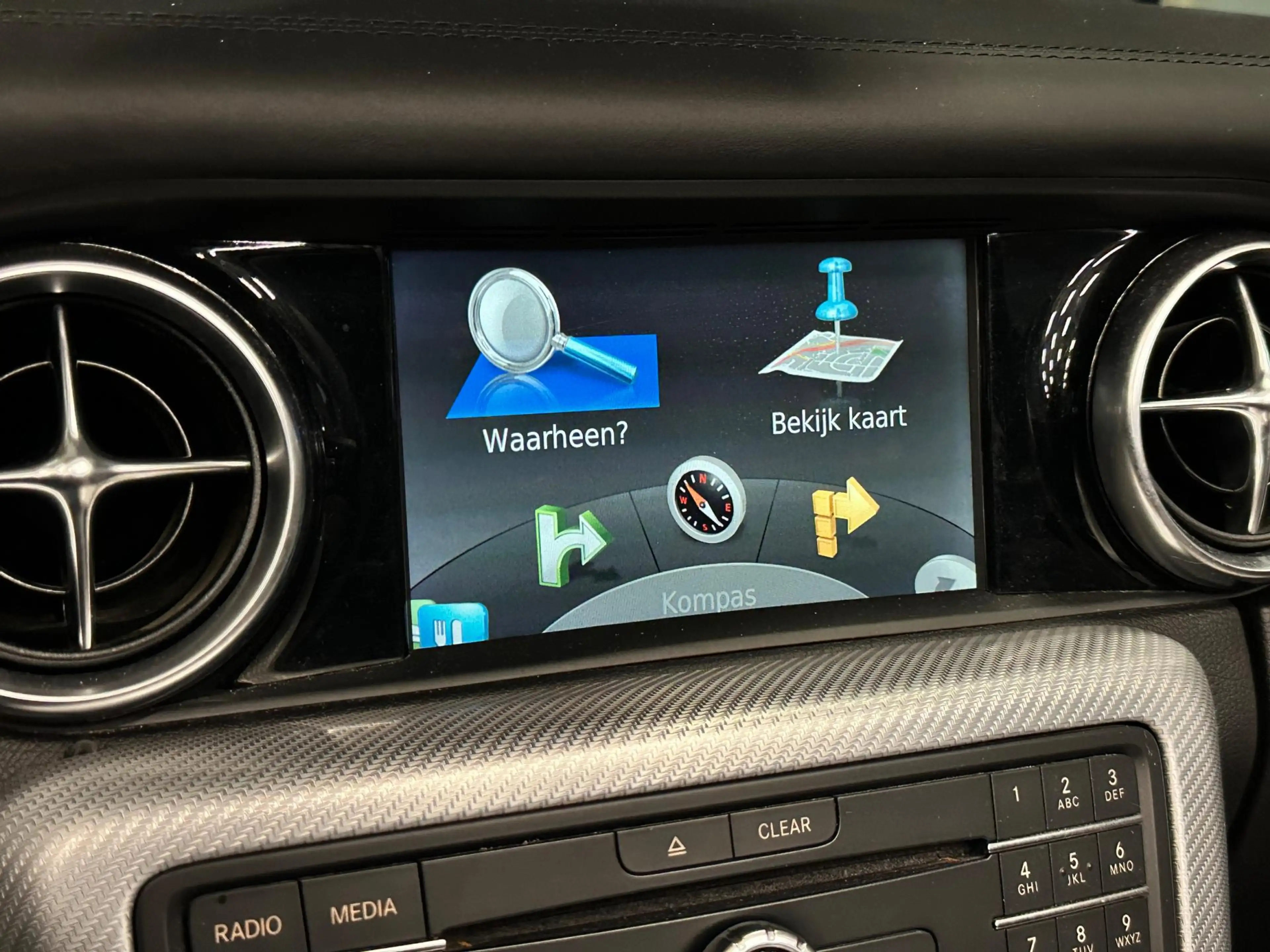 Mercedes-Benz SLC 200 RedArt Edition AMG AUTOMAAT LEDER/CAMERA/PDC/NAVI — photo 15