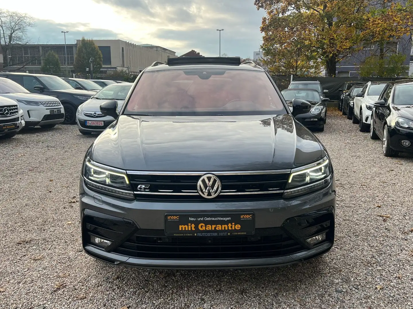 Volkswagen Tiguan 4M R Line BlackLine Top Ausstattung Grau - 2