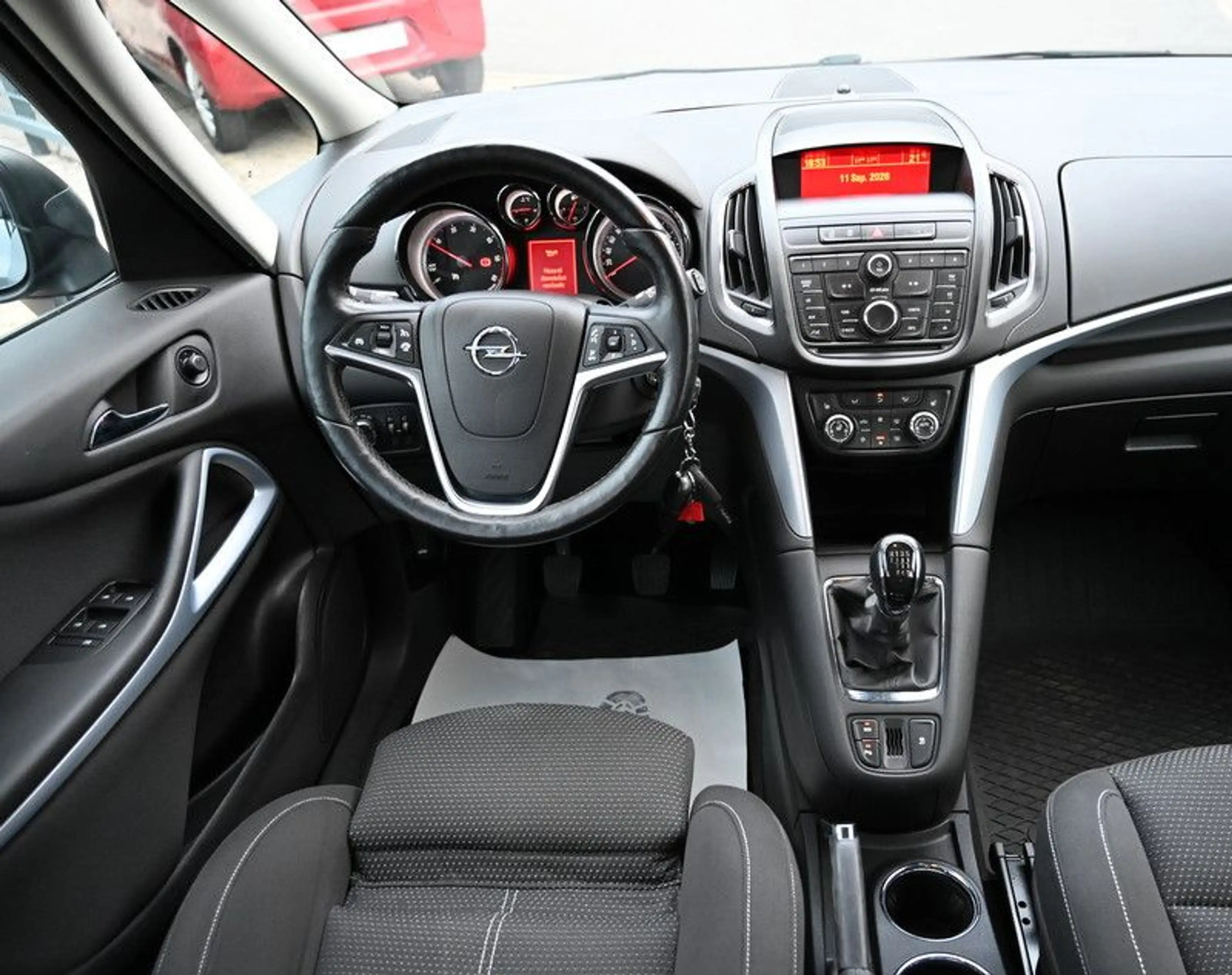 Opel Zafira C Tourer 1.6 CDTI Edition 1Hd Standhz PDC — photo 12
