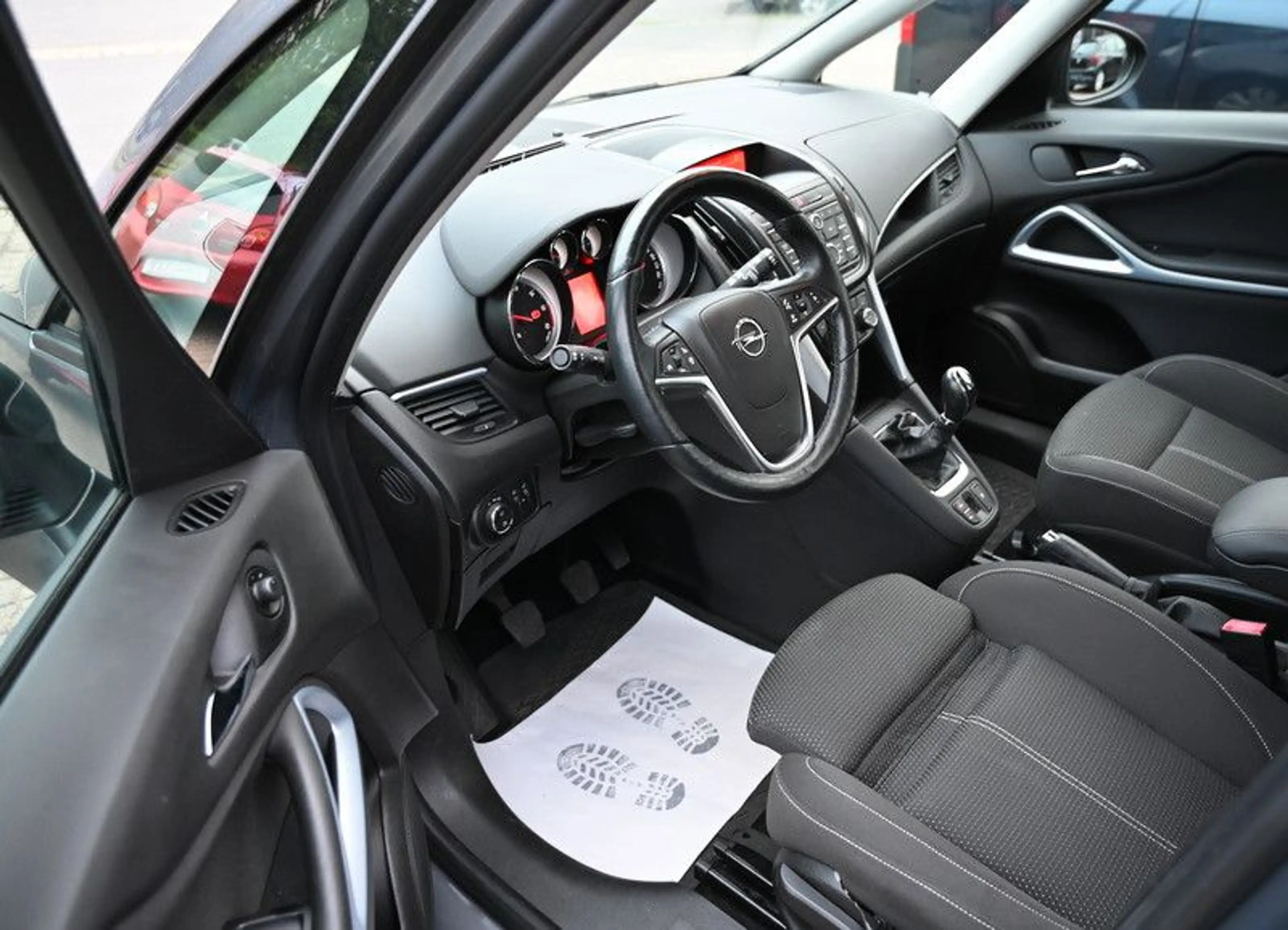 Opel Zafira C Tourer 1.6 CDTI Edition 1Hd Standhz PDC — photo 10