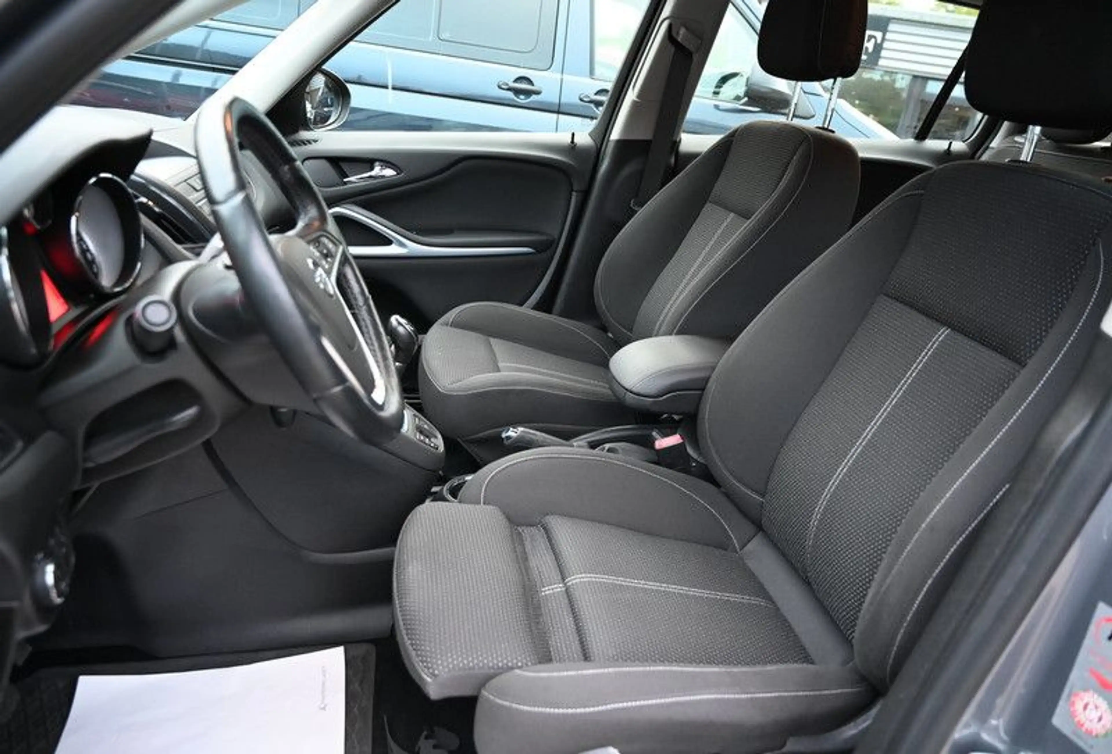 Opel Zafira C Tourer 1.6 CDTI Edition 1Hd Standhz PDC — photo 9