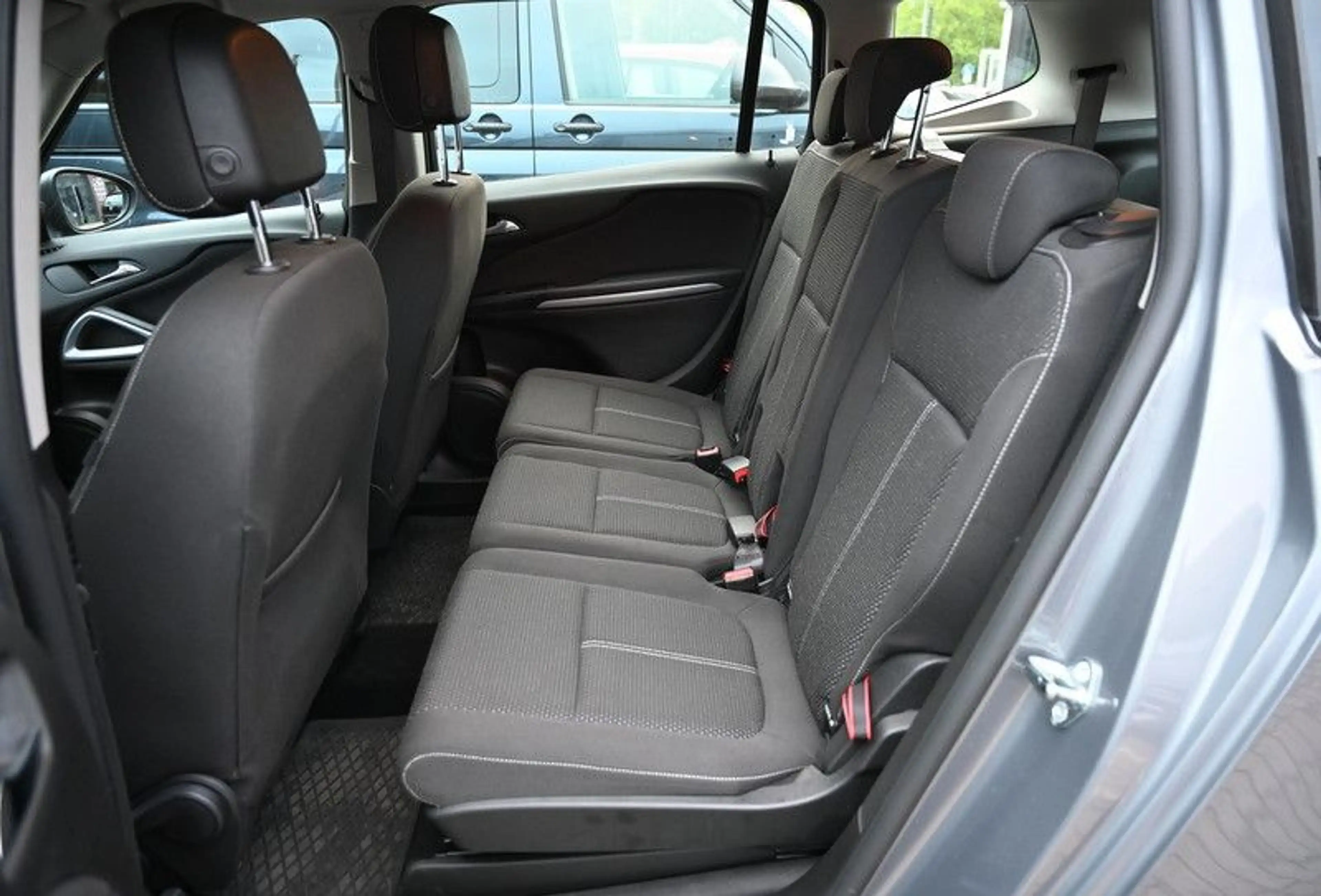 Opel Zafira C Tourer 1.6 CDTI Edition 1Hd Standhz PDC — photo 13