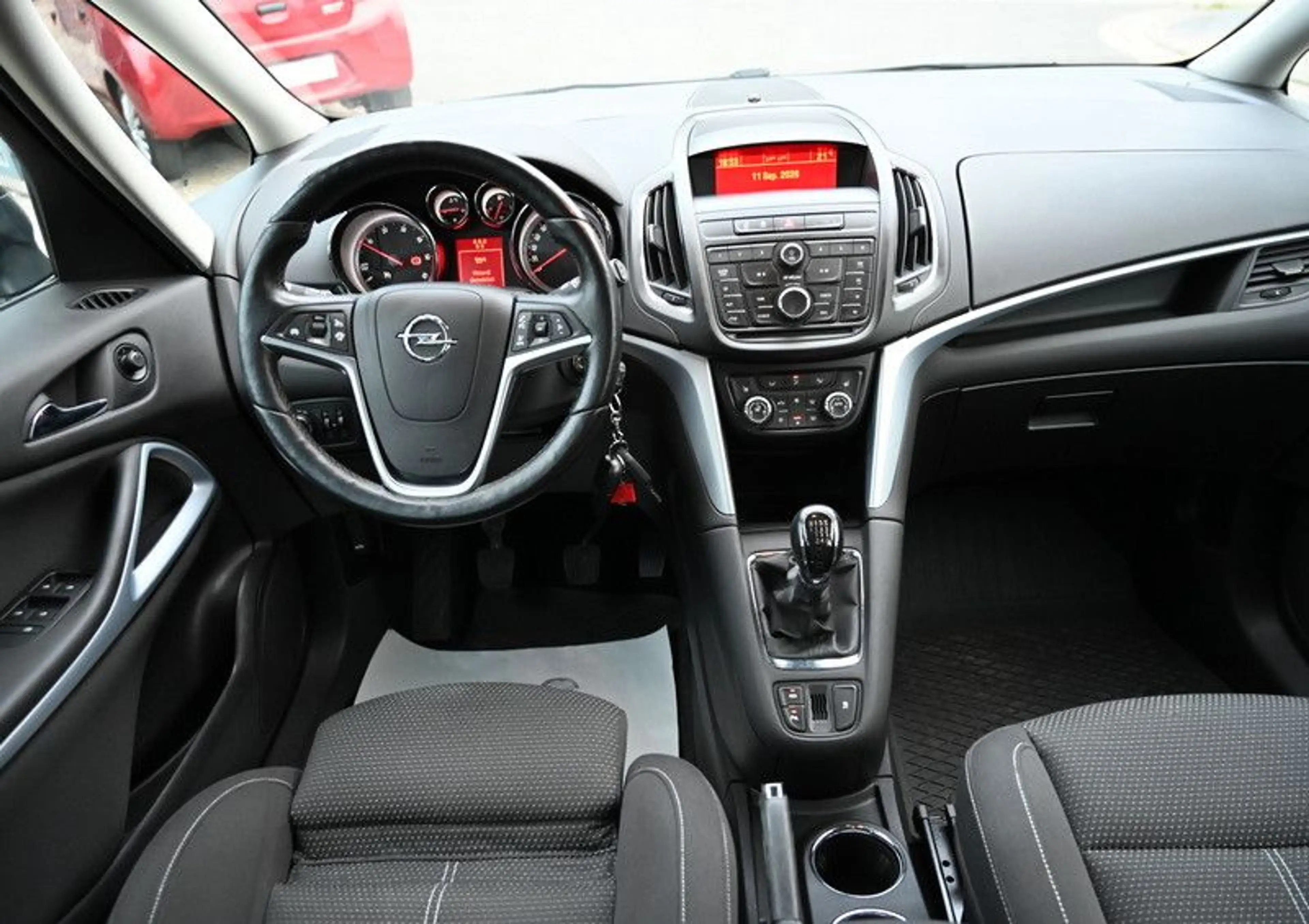 Opel Zafira C Tourer 1.6 CDTI Edition 1Hd Standhz PDC — photo 11