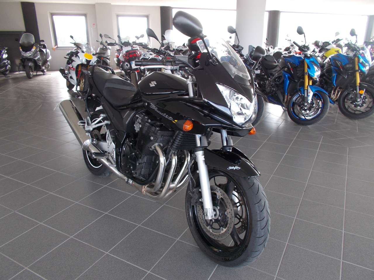Suzuki Bandit 650 s