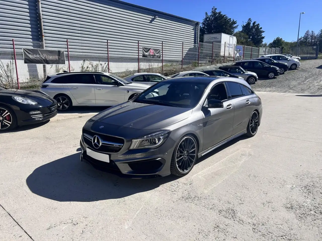 Mercedes-Benz CLA 45 AMG