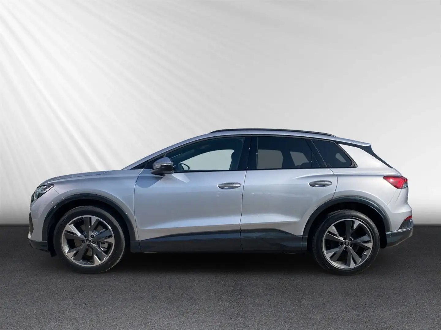 Audi Q4 e-tron Q4 45 e-tron 210 kW Head Up Display Navi LED Klima Silber - 2