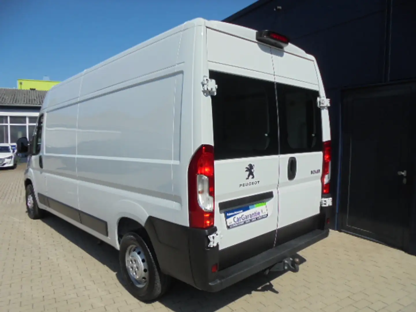Peugeot Boxer KW L3H2 335 BlueHDI 140 Premium Avantage Weiß - 2