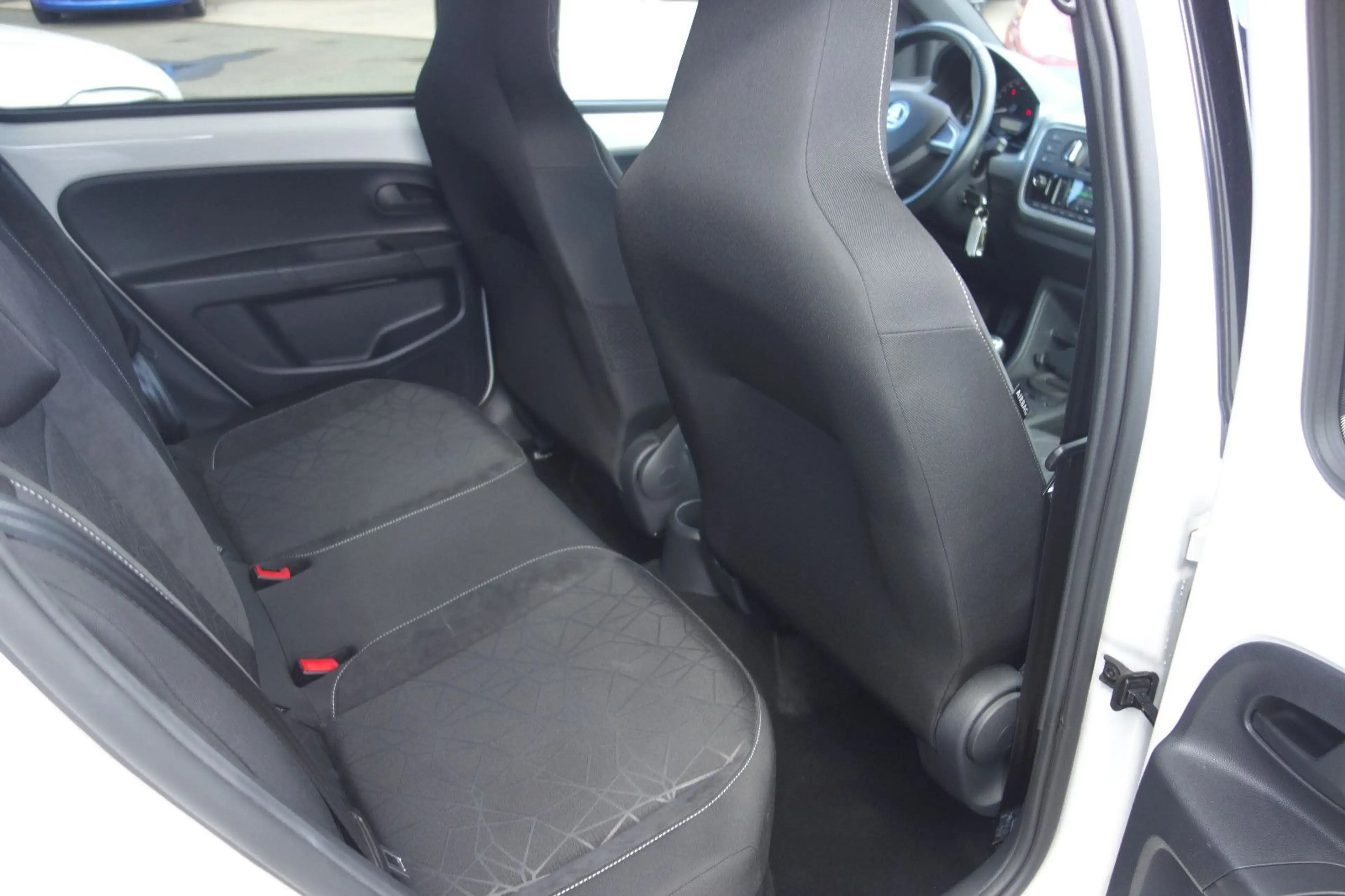 Skoda Citigo Clever — photo 13