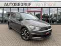 Volkswagen Touran 1.0 TSI Comfortline 7p | Navi | Carplay | PDC Gris - thumbnail 5