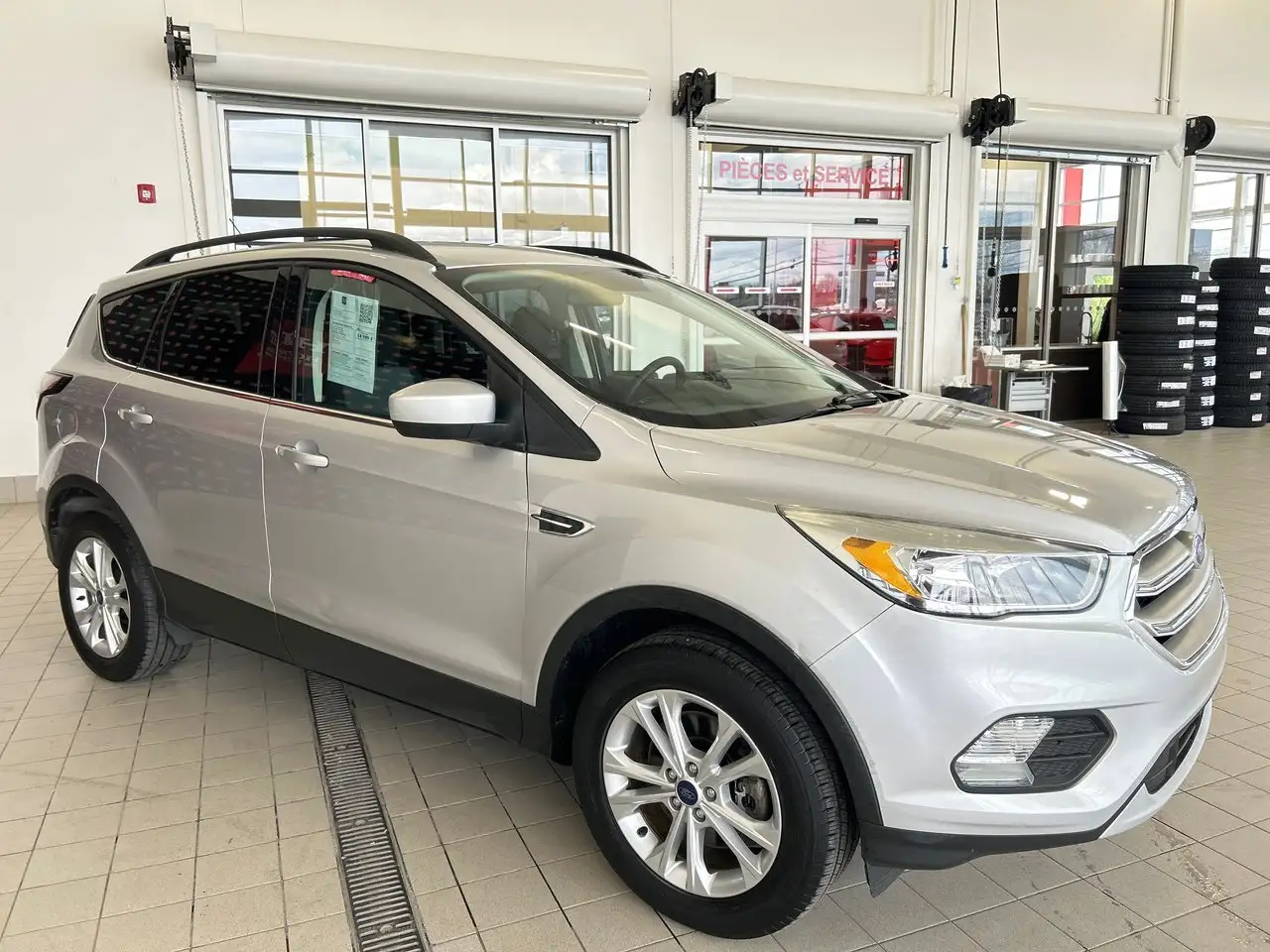 Ford Escape снимка Ford Escape