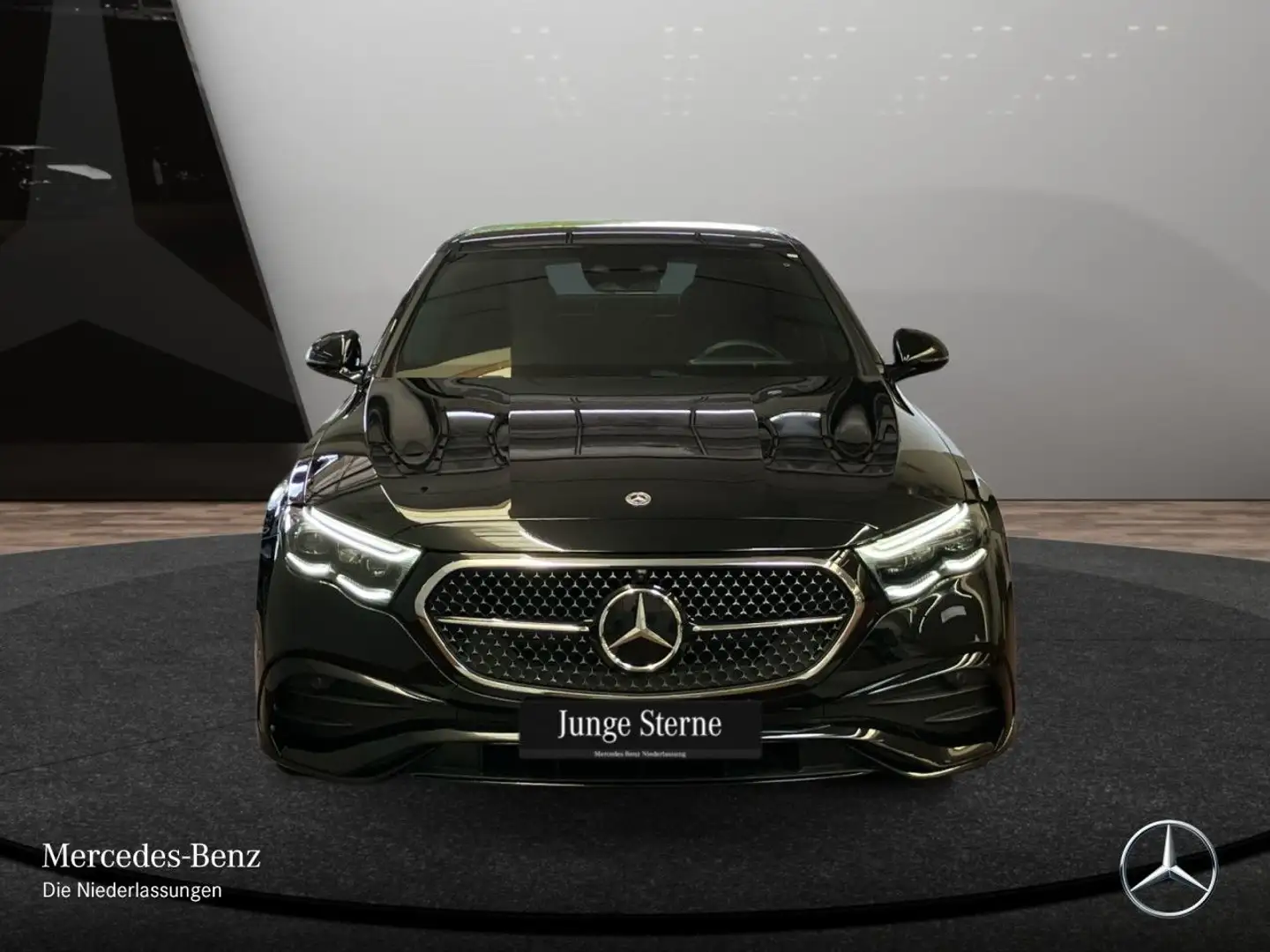 Mercedes-Benz E 450 4M AMG Fahrass 360° Burmester Distr. HUD PTS Schwarz - 2