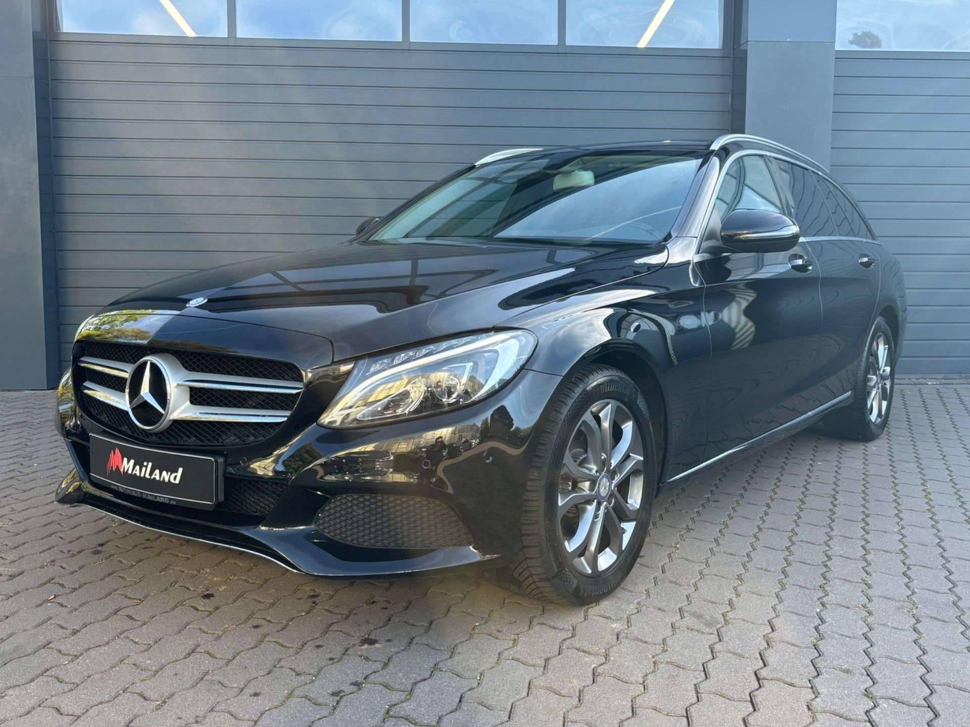 Mercedes-Benz C 200
