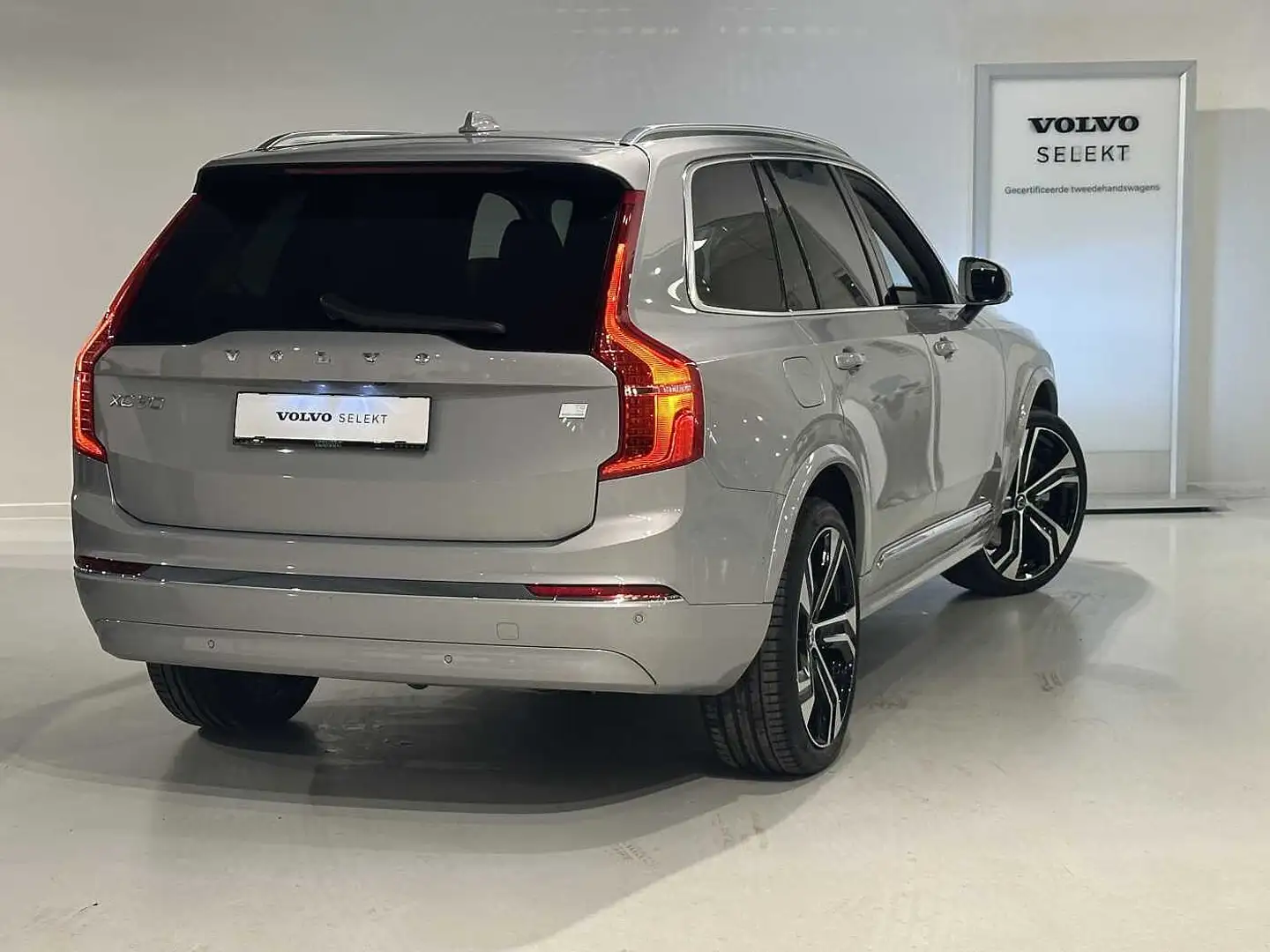 Volvo XC90 T8 Recharge Plus Bright Argintiu - 2