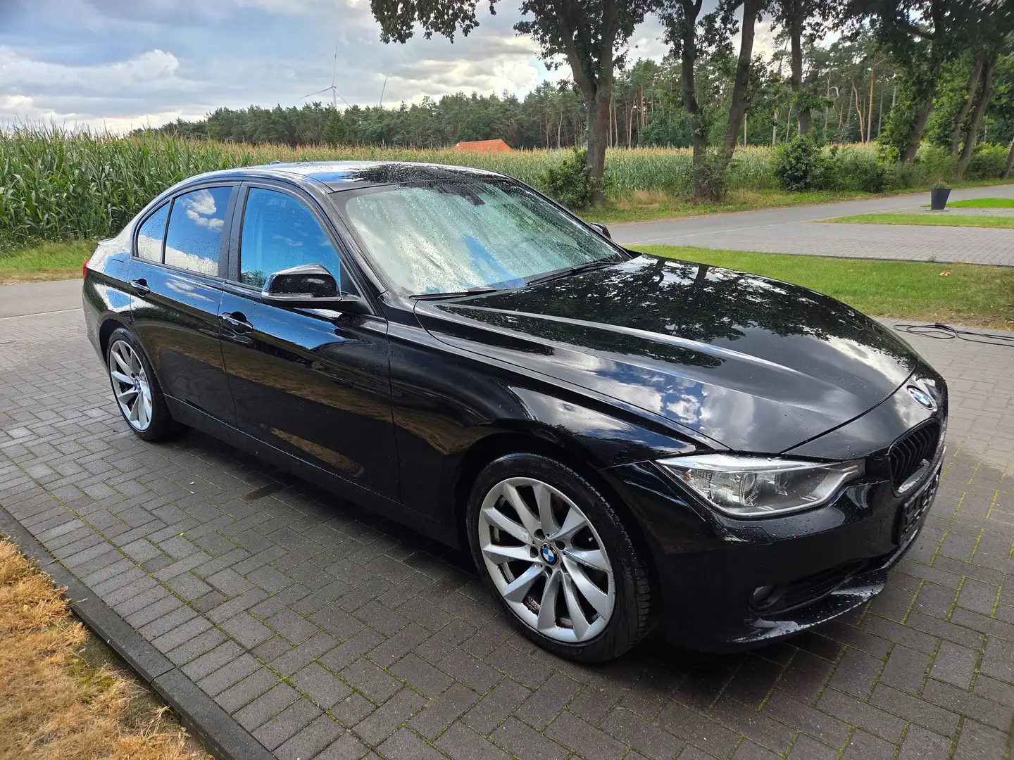 BMW 318 318d Black - 1