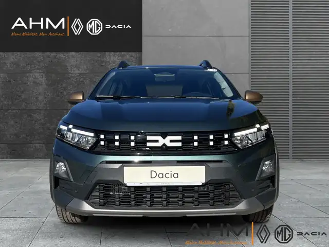 Dacia Sandero view 3