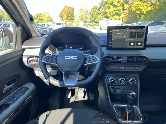 Dacia Sandero view 15