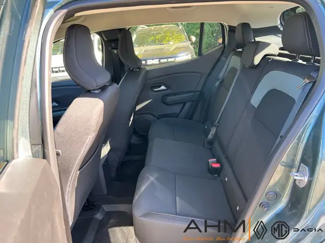 Dacia Sandero view 12