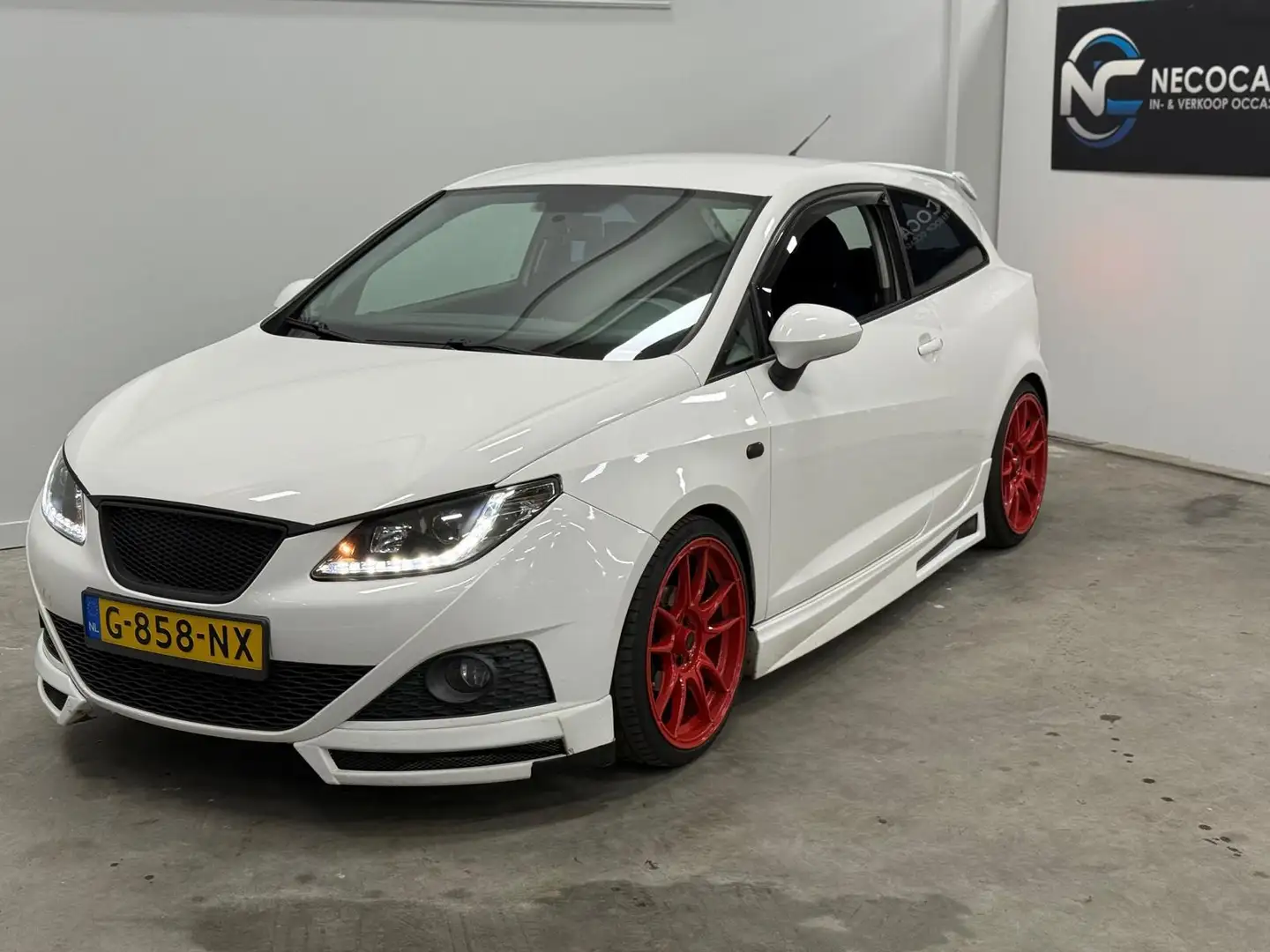 SEAT Ibiza 1.4 Reference / BODYKIT / MULTIMEDIA-NAVI / RIJDT Weiß - 2