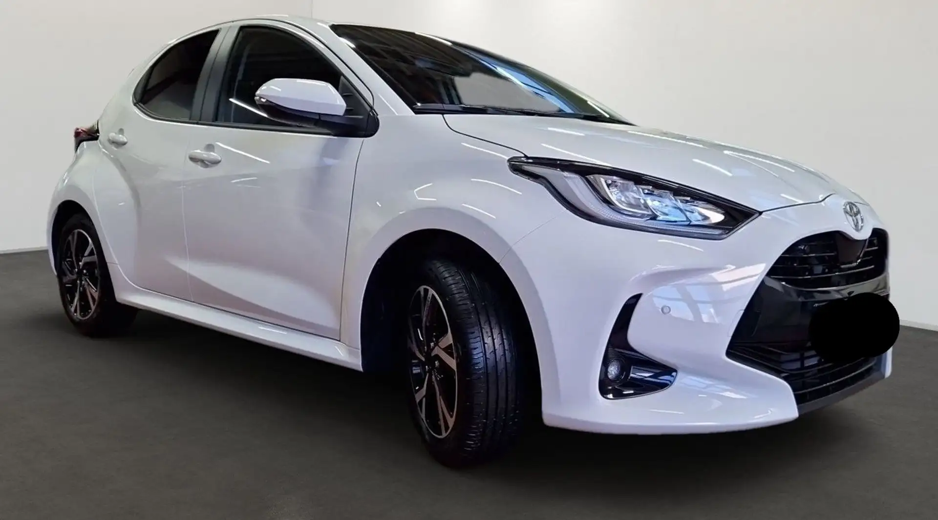 Toyota Yaris Hybrid 116 Weiß - 1