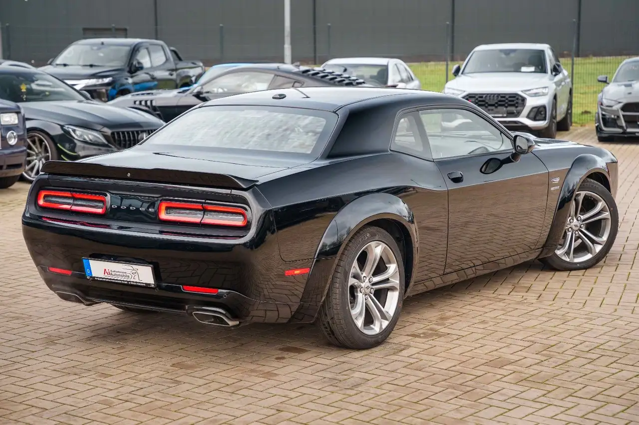 Dodge Challenger 2021 — фото 13