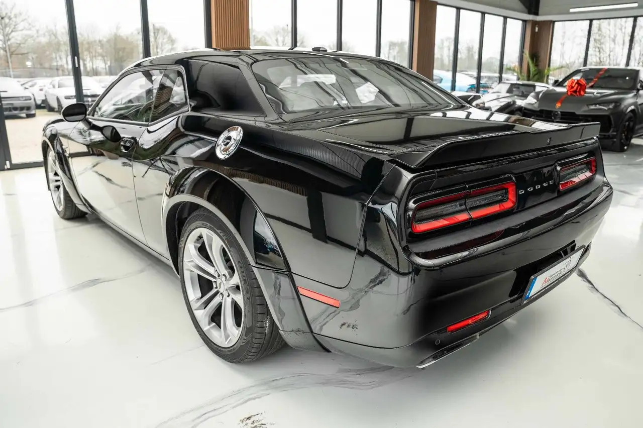 Dodge Challenger 2021