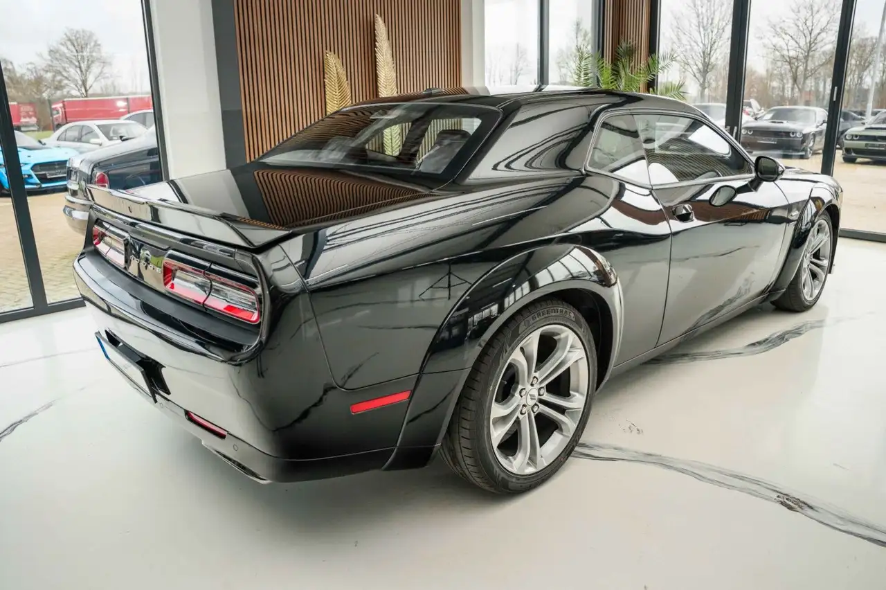 Dodge Challenger 2021