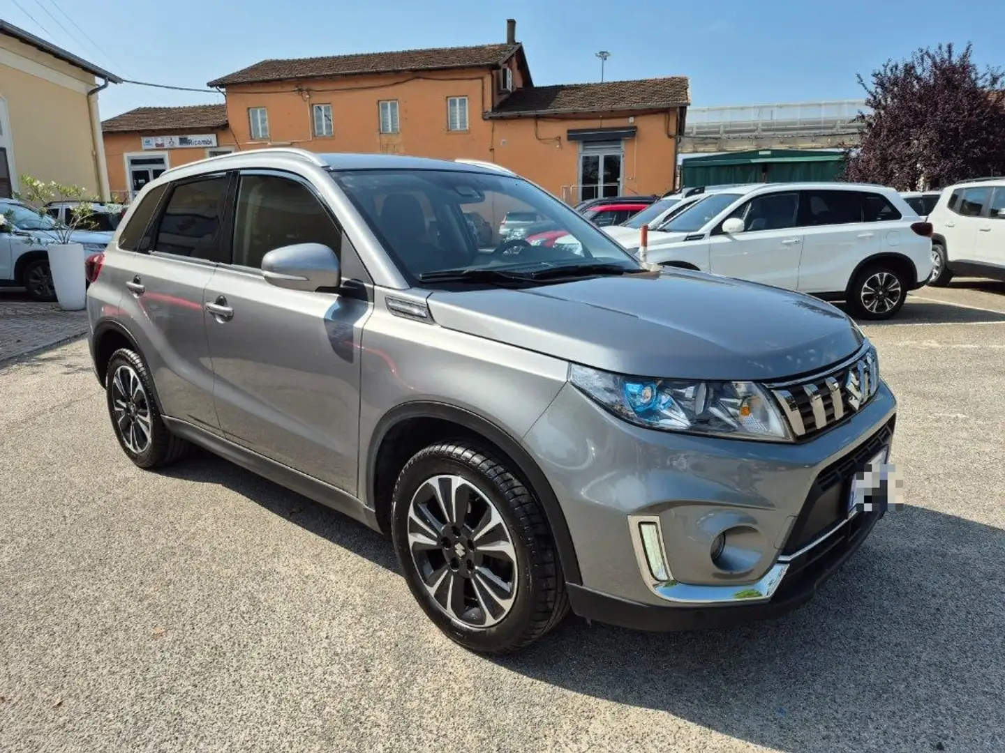 Suzuki Vitara 1.4 Boosterjet 4WD AllGrip Top Gris - 2
