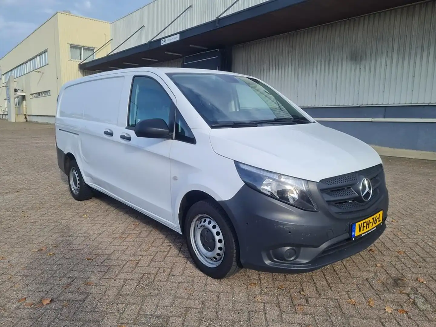 Mercedes-Benz Vito 114 CDI L2 H1. Bj 2020, Km-stand 94.483 Weiß - 2